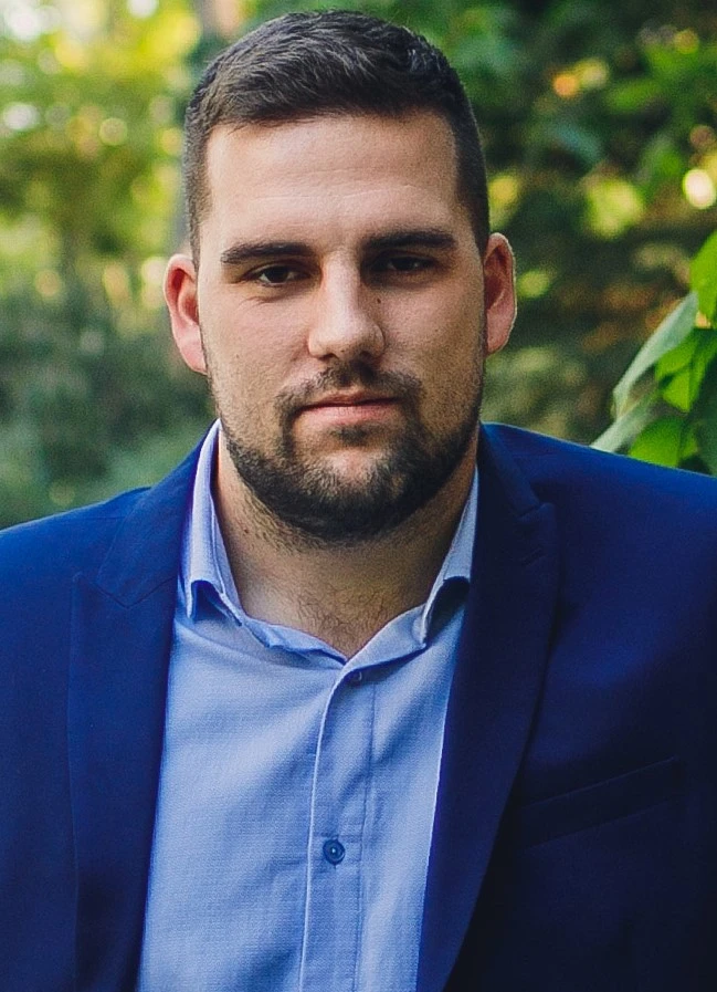 Könyvvizsgáló asszsiztens, audit menedzser